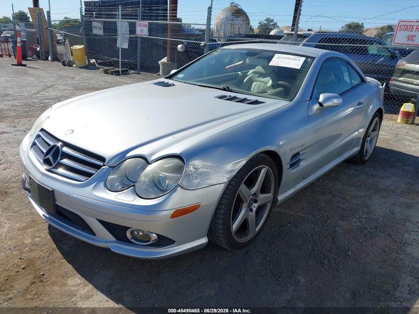 2007 Mercedes-benz Sl-class VIN WDBSK72F57F118936 IAAI salvage auction — LEFT FRONT, Salvage (California), sold $9,500 on 2026-07-10 (photo 2)