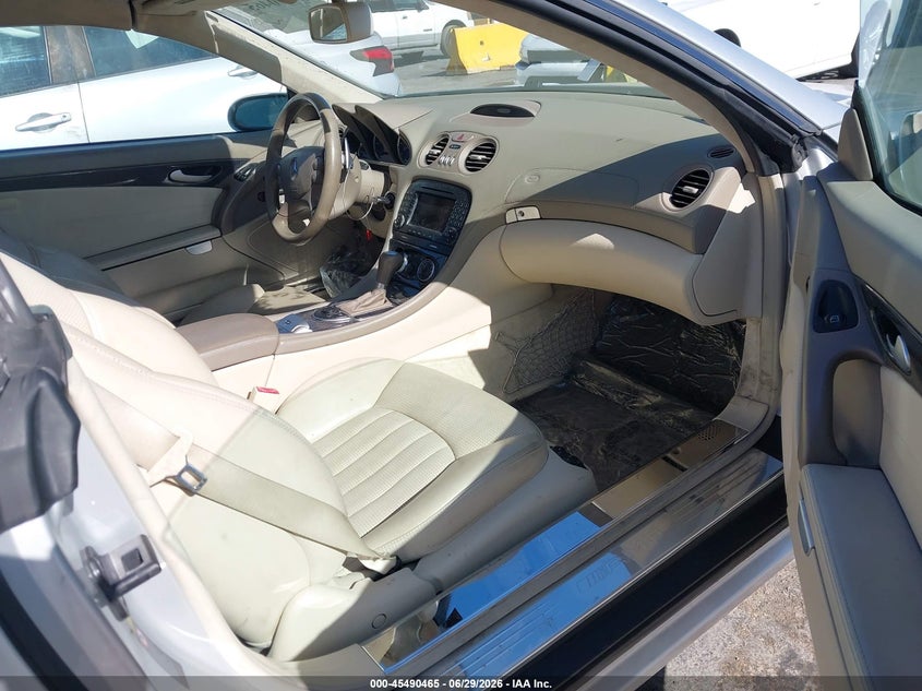 2007 Mercedes-benz Sl-class VIN WDBSK72F57F118936 IAAI salvage auction — LEFT FRONT, Salvage (California), sold $9,500 on 2026-07-10 (photo 5)