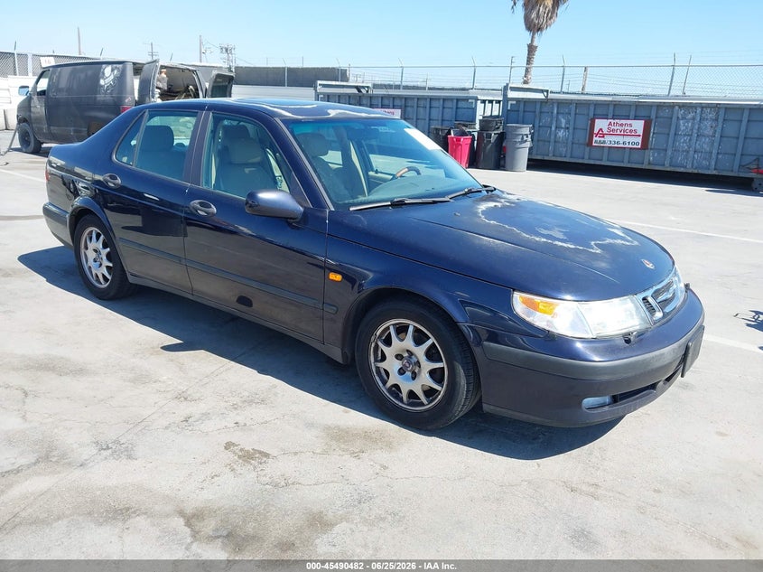 2000 Saab 9-5 VIN YS3ED48E9Y3068804 IAAI salvage auction — FRONT END, Clear - Dealer Only (California), sold $450 on 2026-07-08 (photo 1)