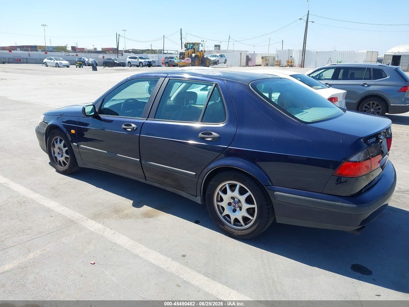 2000 Saab 9-5 VIN YS3ED48E9Y3068804 IAAI salvage auction — FRONT END, Clear - Dealer Only (California), sold $450 on 2026-07-08 (photo 3)