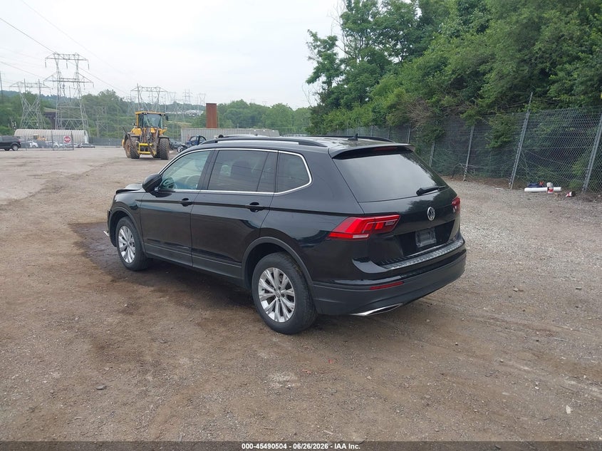 2019 Volkswagen Tiguan VIN 3VV2B7AX4KM092075 IAAI salvage auction — LEFT FRONT, Salvage (Pennsylvania), sold $2,900 on 2026-07-09 (photo 3)