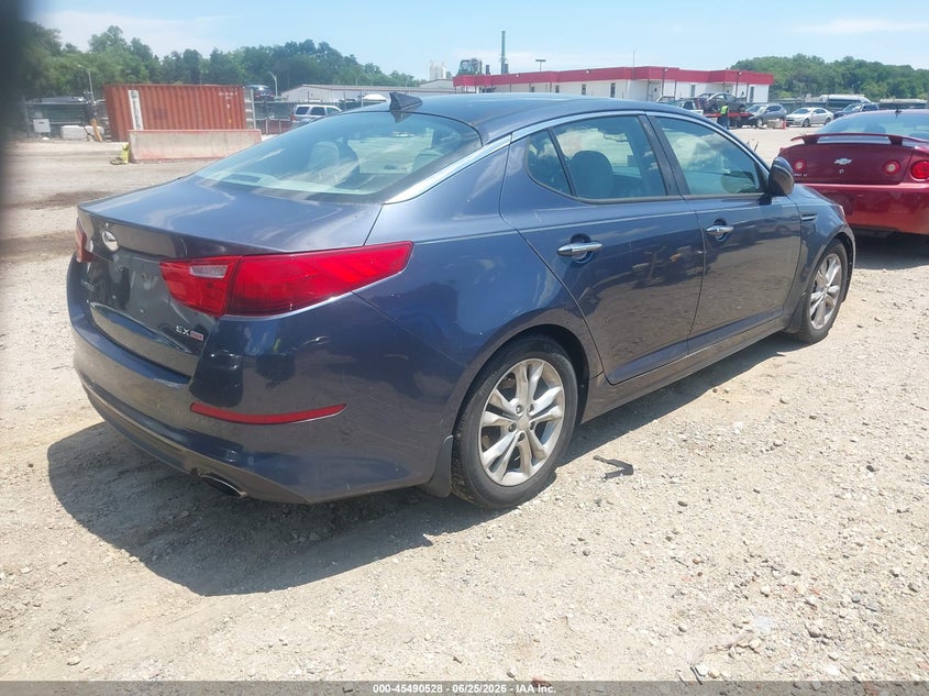 2015 Kia Optima VIN 5XXGN4A73FG412309 IAAI salvage auction — NORMAL WEAR, Clear (Maryland), sold $600 on 2026-07-23 (photo 4)