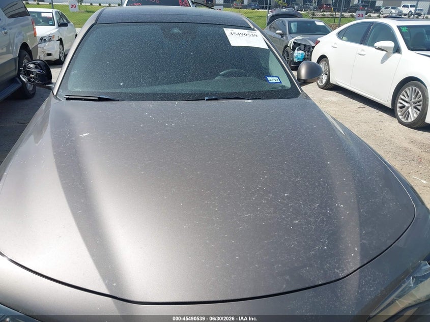 2019 Alfa romeo Giulia VIN ZARFANBN8K7602867 IAAI salvage auction — HAIL, Original (Texas), sold $9,275 on 2026-09-01 (photo 6)