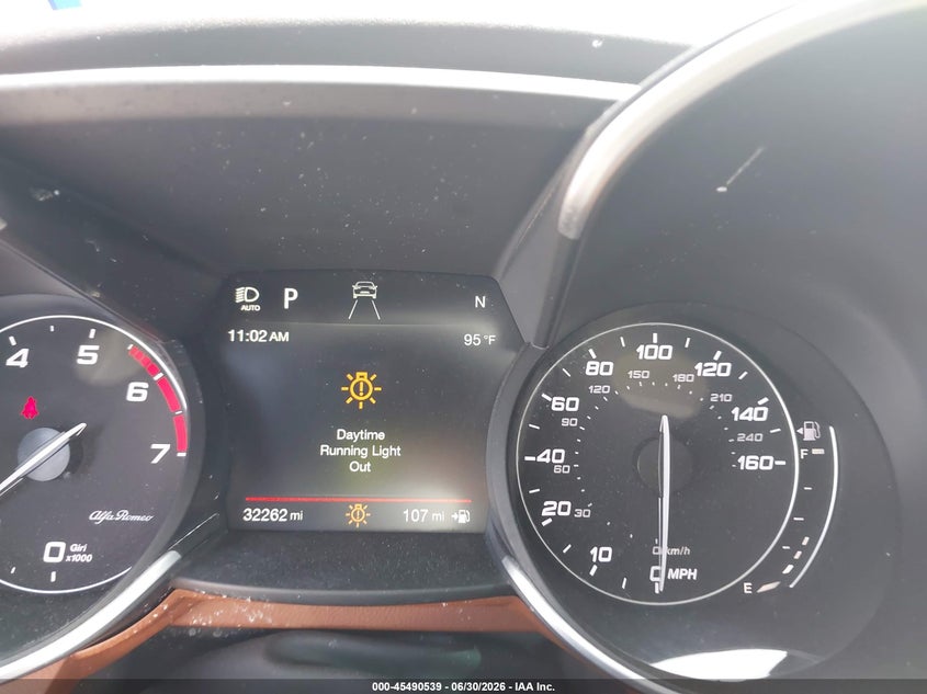 2019 Alfa romeo Giulia VIN ZARFANBN8K7602867 IAAI salvage auction — HAIL, Original (Texas), sold $9,275 on 2026-09-01 (photo 7)