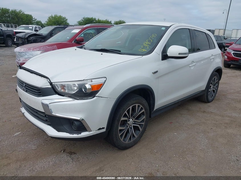 2017 Mitsubishi Outlander VIN JA4AP3AU9HZ022289 IAAI salvage auction — RIGHT FRONT, Salvage (Iowa), sold $1,725 on 2026-08-03 (photo 2)