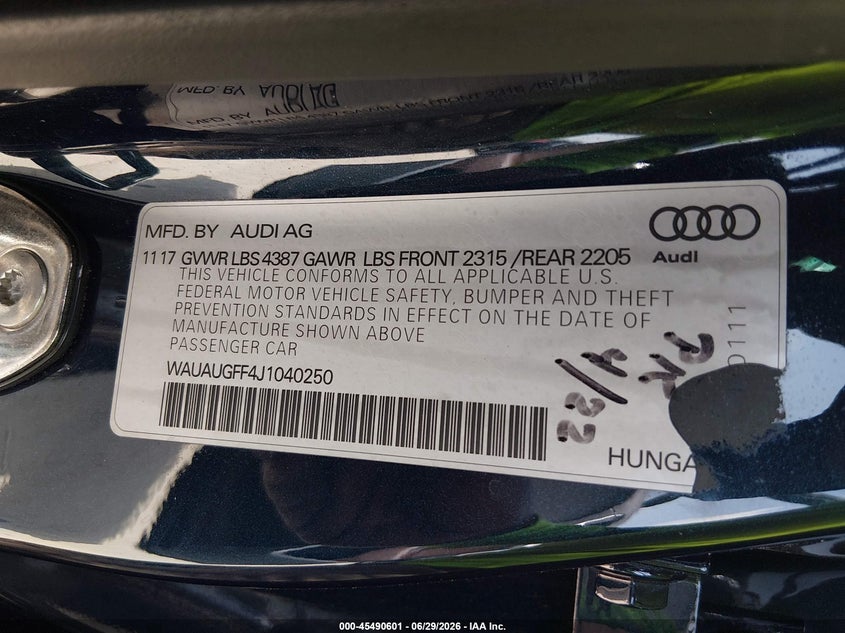 2018 Audi A3 VIN WAUAUGFF4J1040250 IAAI salvage auction — RIGHT FRONT, Salvage (Idaho), sold $1,675 on 2026-08-14 (photo 9)