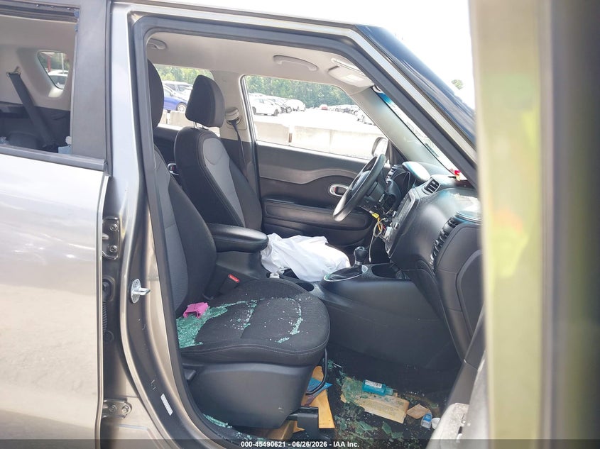 2018 Kia Soul VIN KNDJP3A58J7518877 IAAI salvage auction — LEFT & RIGHT, Repossession Paperwork (Georgia), sold $1,100 on 2026-07-28 (photo 5)
