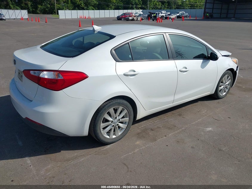 2016 Kia Forte VIN KNAFX4A61G5470645 IAAI salvage auction — FRONT END, Salvage (Tennessee), sold $1,000 on 2026-07-14 (photo 4)