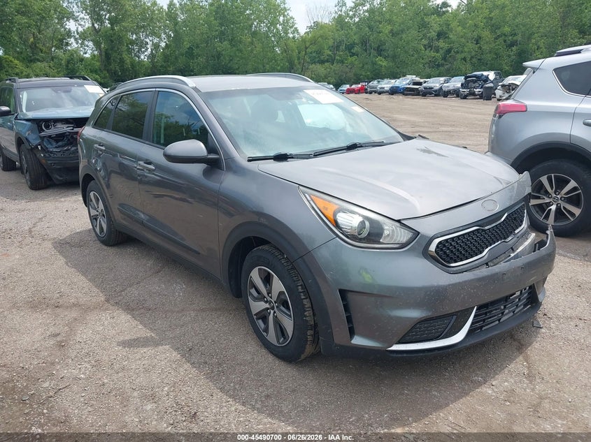 2017 Kia Niro VIN KNDCB3LC7H5047538 IAAI salvage auction — LEFT FRONT, Salvage (Ohio), sold $2,400 on 2026-07-28 (photo 1)