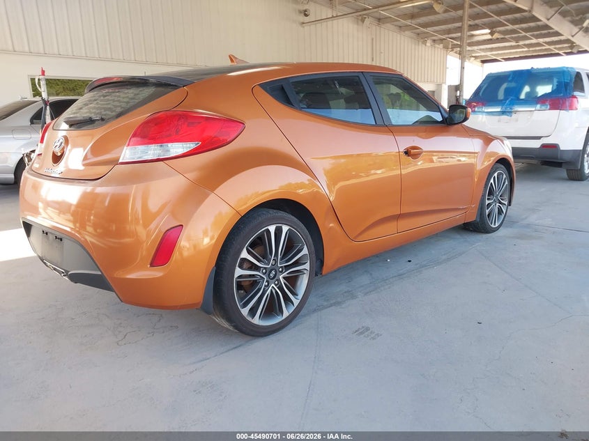 2015 Hyundai Veloster VIN KMHTC6ADXFU241747 IAAI salvage auction — NORMAL WEAR, Clear (Florida), sold $225 on 2026-07-15 (photo 4)