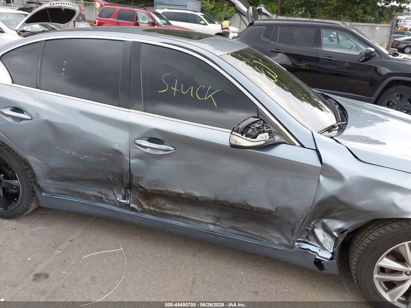 2017 Infiniti Q50 VIN JN1EV7AR6HM835945 IAAI salvage auction — RIGHT SIDE, Mv-907A (New York), sold $3,850 on 2026-07-14 (photo 5)