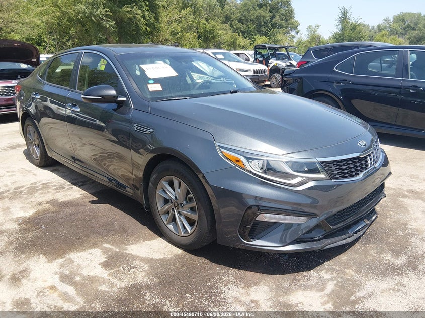 2020 Kia Optima VIN 5XXGT4L35LG426367 IAAI salvage auction — LEFT FRONT, Salvage (Missouri), sold $3,000 on 2026-08-01 (photo 1)