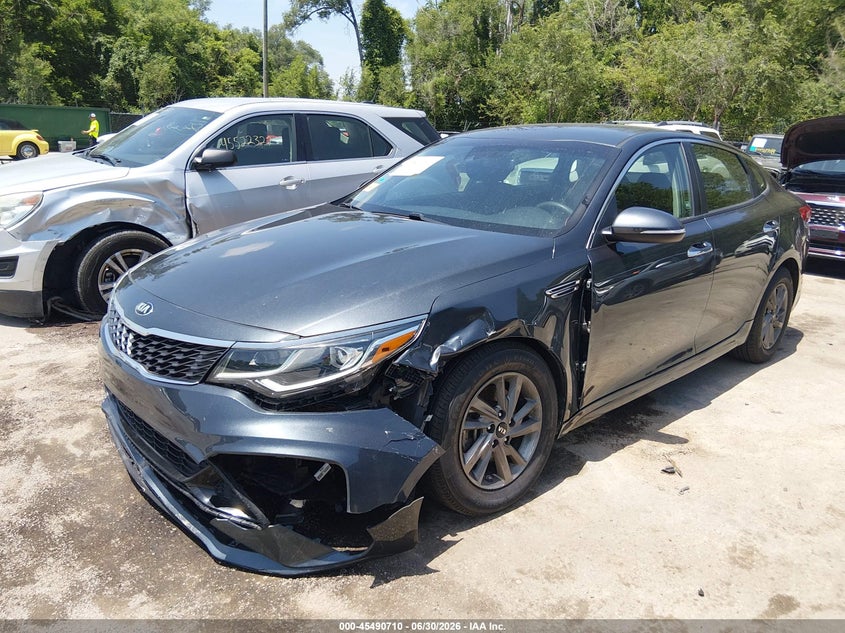 2020 Kia Optima VIN 5XXGT4L35LG426367 IAAI salvage auction — LEFT FRONT, Salvage (Missouri), sold $3,000 on 2026-08-01 (photo 2)
