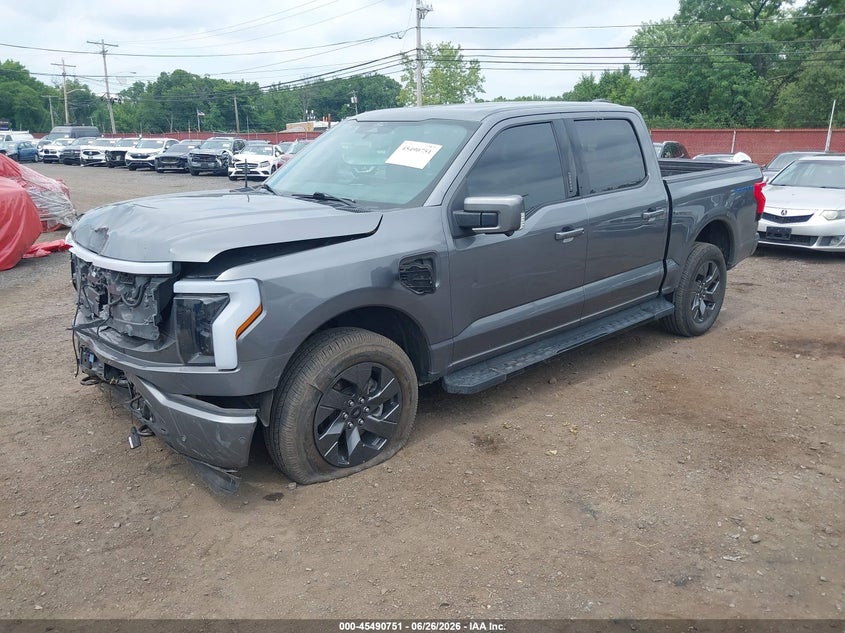 2022 Ford F-150 VIN 1FT6W1EV6NWG10038 IAAI salvage auction — FRONT END, Wait Title, sold $13,200 on 2026-08-06 (photo 2)