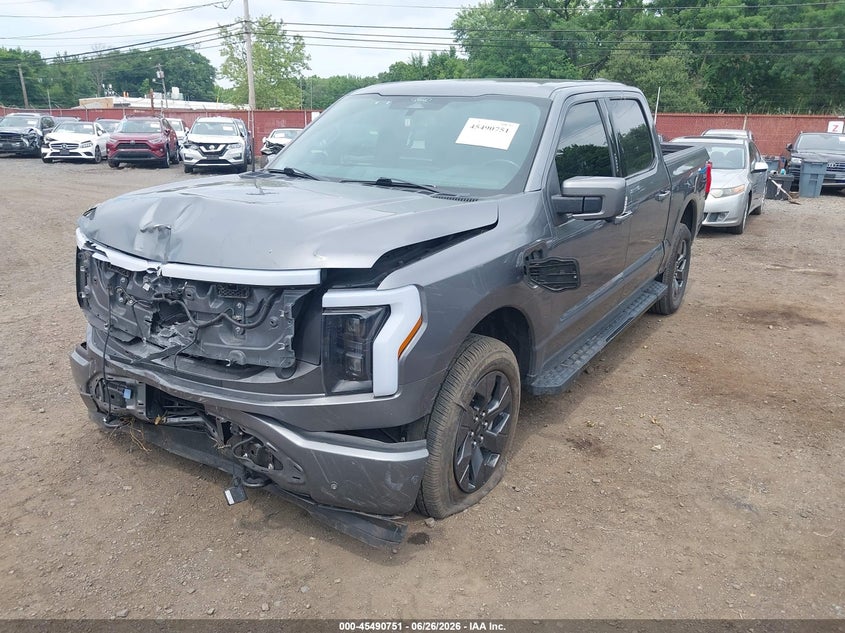 2022 Ford F-150 VIN 1FT6W1EV6NWG10038 IAAI salvage auction — FRONT END, Wait Title, sold $13,200 on 2026-08-06 (photo 6)