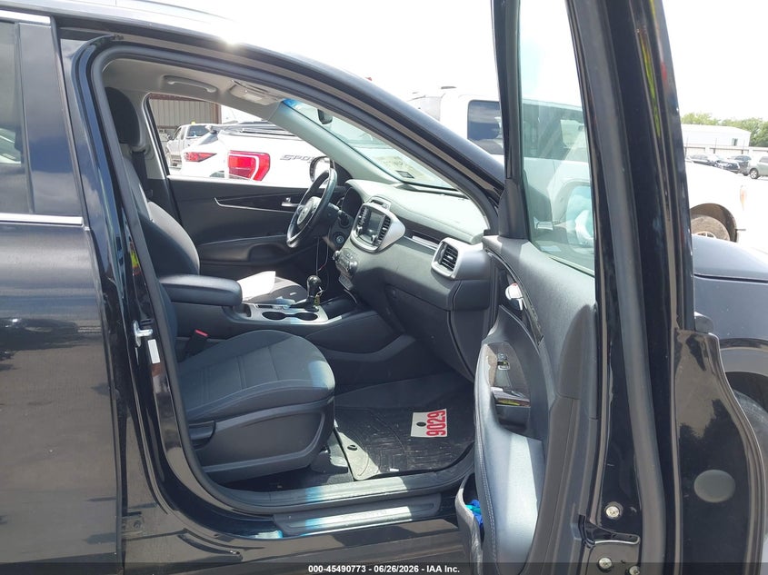 2017 Kia Sorento VIN 5XYPGDA31HG253988 IAAI salvage auction — NORMAL WEAR, Clear (Arizona), sold $2,850 on 2026-07-28 (photo 5)