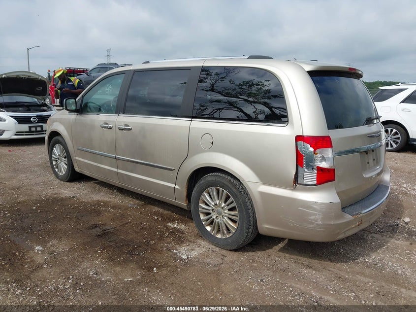 2012 Chrysler Town & country VIN 2C4RC1GG9CR237250 IAAI salvage auction — NORMAL WEAR, Clear-Endorsement (Wisconsin), sold $275 on 2026-07-11 (photo 3)