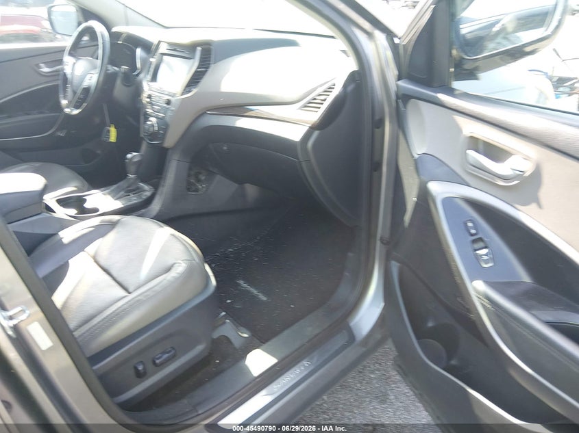 2017 Hyundai Santa fe VIN 5XYZW4LAXHG488459 IAAI salvage auction — FRONT & REAR, Salvage Title, sold $3,450 on 2026-08-02 (photo 5)