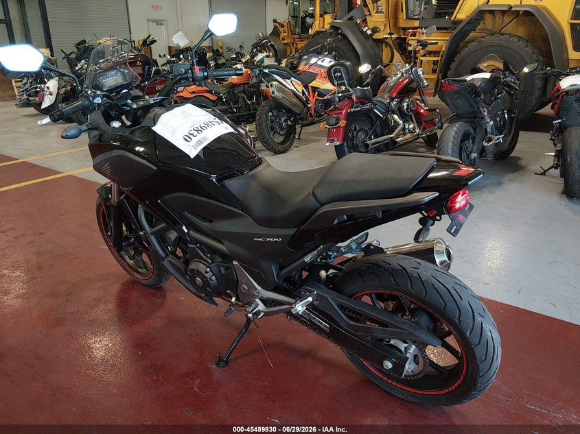 2015 Honda Nc VIN JH2RC6306FK100024 IAAI salvage auction — RIGHT REAR, Salvage (Nevada), sold $1,900 on 2026-07-08 (photo 3)