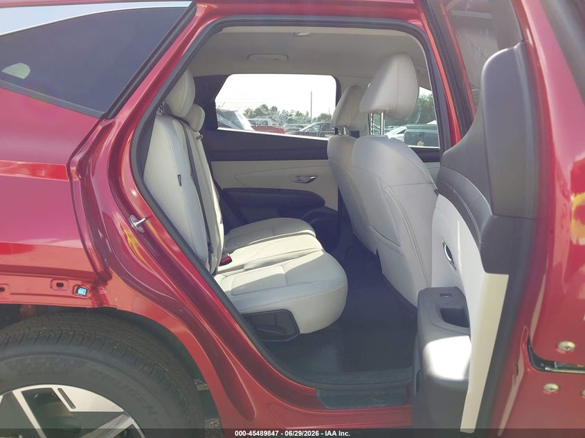 2026 Hyundai Tucson VIN 5NMJB3DE3TH611375 IAAI salvage auction — FRONT & REAR, Salvage Title, sold $8,700 on 2026-10-09 (photo 8)