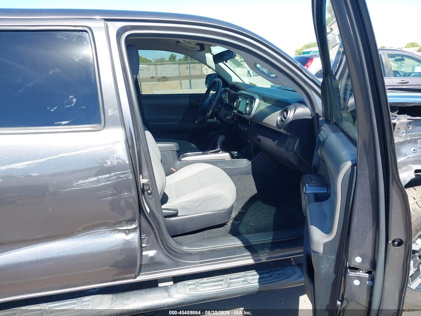 2018 Toyota Tacoma VIN 5TFAX5GN3JX108913 IAAI salvage auction — RIGHT FRONT, Salvage (Arizona), sold $7,100 on 2026-07-21 (photo 5)