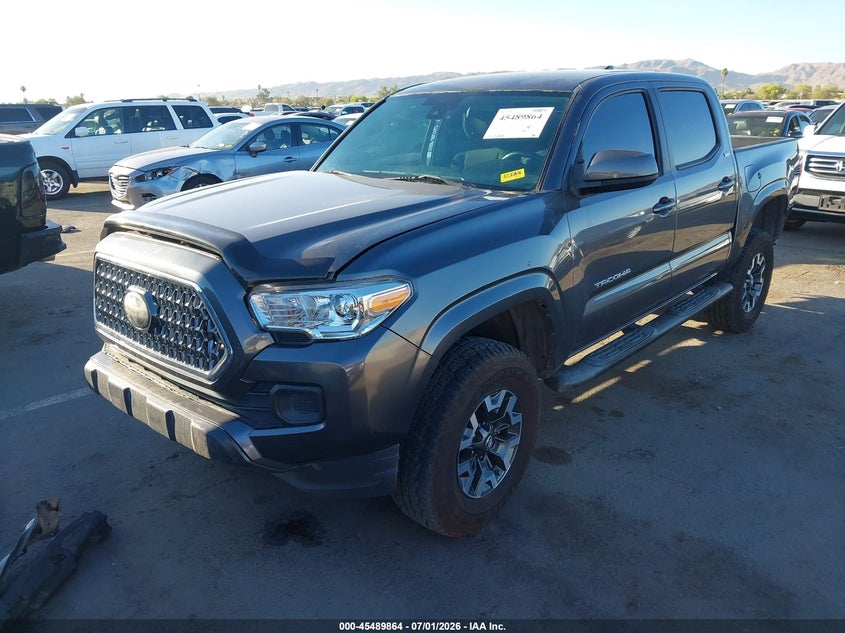 2018 Toyota Tacoma VIN 5TFAX5GN3JX108913 IAAI salvage auction — RIGHT FRONT, Salvage (Arizona), sold $7,100 on 2026-07-21 (photo 2)
