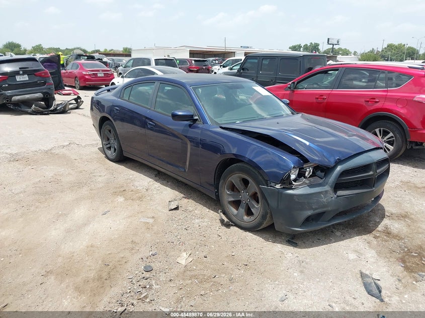 2013 Dodge Charger VIN 2C3CDXHG1DH563611 IAAI salvage auction — FRONT & REAR, Original (Texas), sold $950 on 2026-08-10 (photo 1)