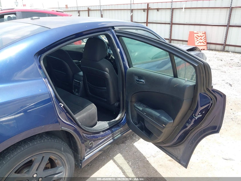 2013 Dodge Charger VIN 2C3CDXHG1DH563611 IAAI salvage auction — FRONT & REAR, Original (Texas), sold $950 on 2026-08-10 (photo 8)