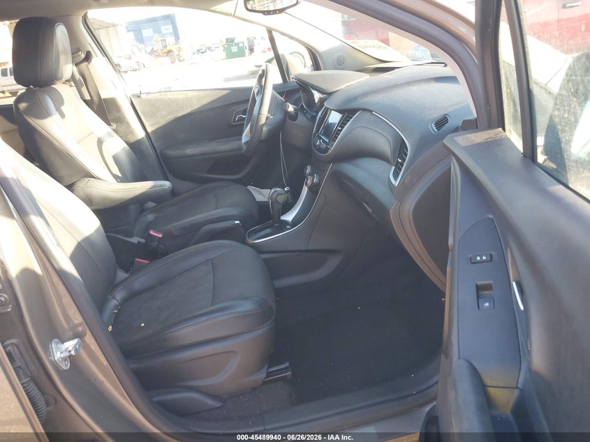 2020 Chevrolet Trax VIN KL7CJPSBXLB345768 IAAI salvage auction — LEFT FRONT, Rebuildable (Florida), sold $625 on 2026-07-28 (photo 5)