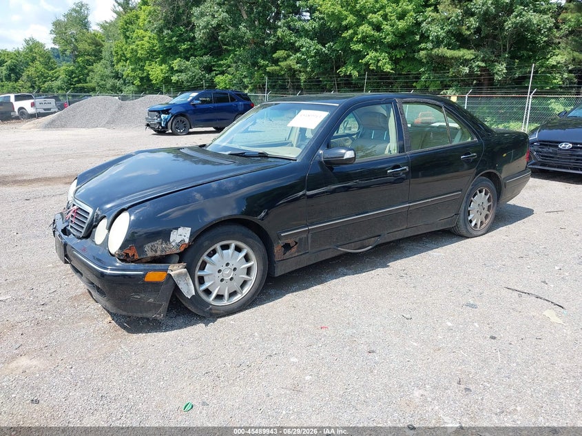 2000 Mercedes-benz E-class VIN WDBJF65G3YA955553 IAAI salvage auction — FRONT END, Salvage (Ohio), sold $25 on 2026-07-27 (photo 2)