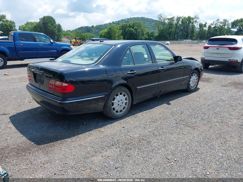 2000 Mercedes-benz E-class VIN WDBJF65G3YA955553 IAAI salvage auction — FRONT END, Salvage (Ohio), sold $25 on 2026-07-27 (photo 4)