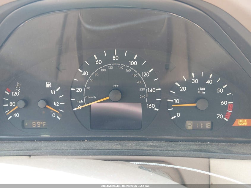 2000 Mercedes-benz E-class VIN WDBJF65G3YA955553 IAAI salvage auction — FRONT END, Salvage (Ohio), sold $25 on 2026-07-27 (photo 7)