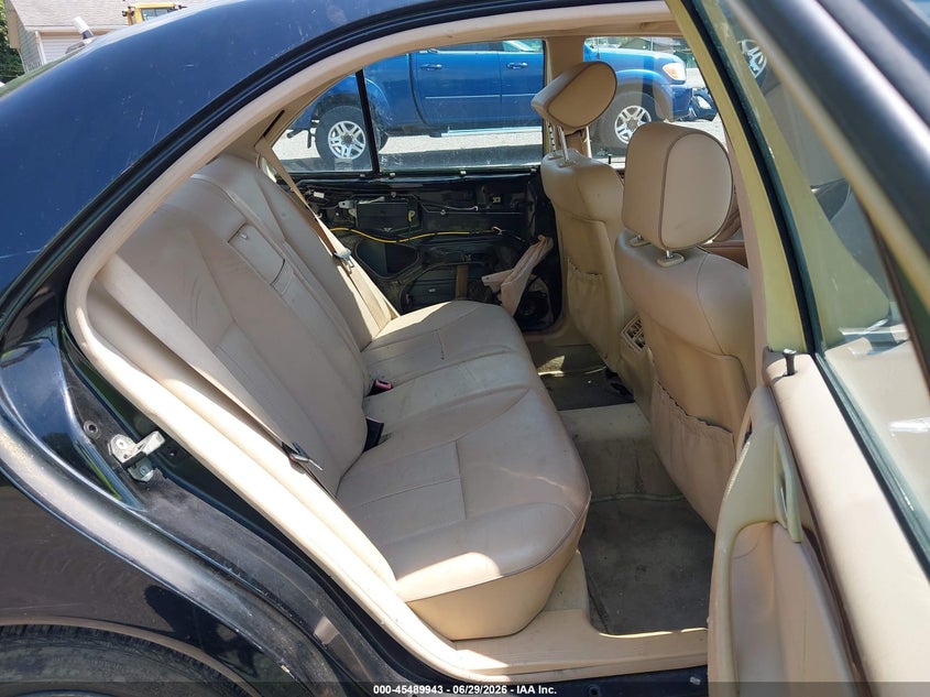 2000 Mercedes-benz E-class VIN WDBJF65G3YA955553 IAAI salvage auction — FRONT END, Salvage (Ohio), sold $25 on 2026-07-27 (photo 8)