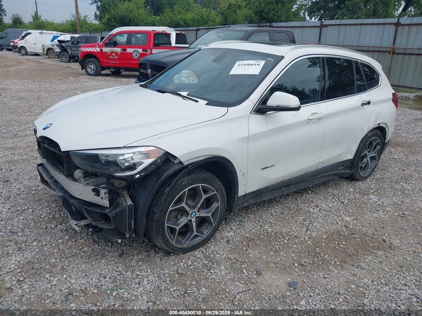2018 BMW X1 VIN WBXHT3C39J5F92722 IAAI salvage auction — LEFT SIDE, Salvage (Ohio), sold $3,450 on 2026-07-29 (photo 2)