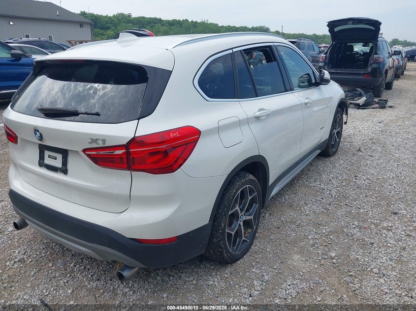 2018 BMW X1 VIN WBXHT3C39J5F92722 IAAI salvage auction — LEFT SIDE, Salvage (Ohio), sold $3,450 on 2026-07-29 (photo 4)