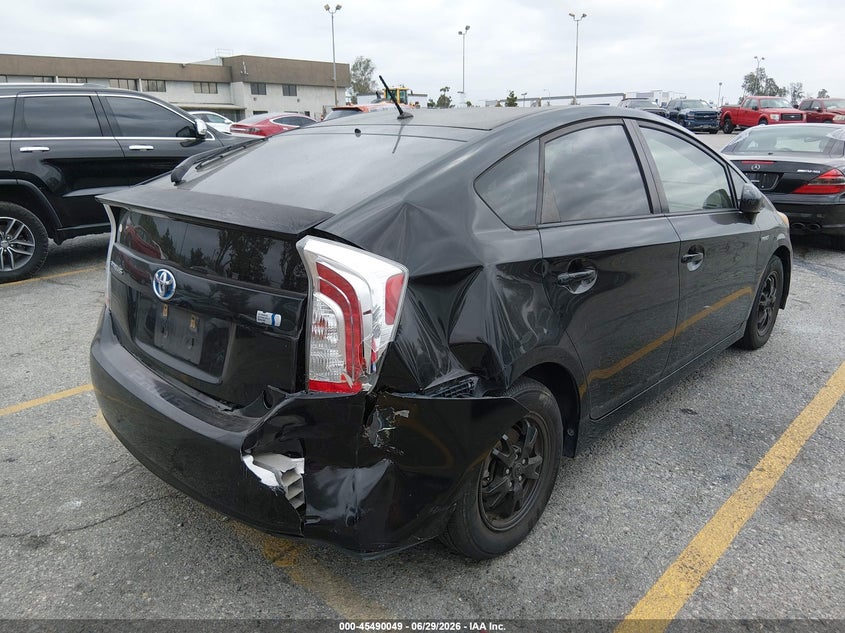 2013 Toyota Prius VIN JTDKN3DU6D5596636 IAAI salvage auction — REAR END, Salvage (California), sold $775 on 2026-07-21 (photo 4)