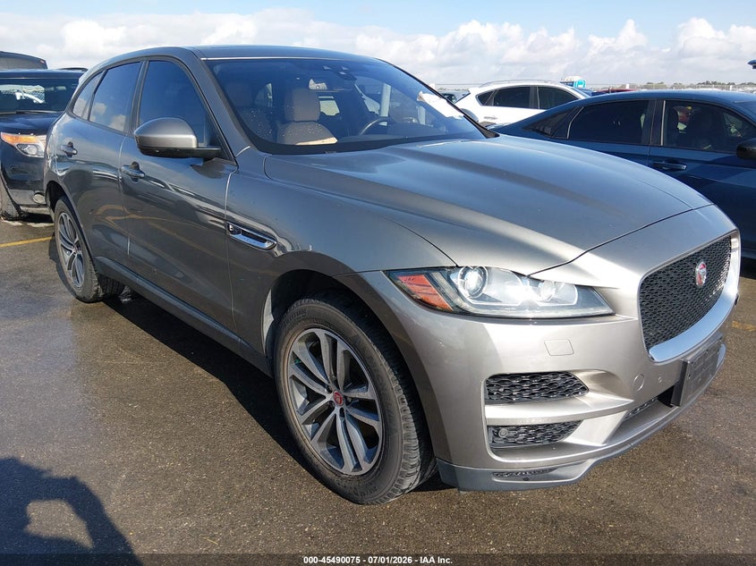 2018 Jaguar F-pace VIN SADCJ2FX4JA202110 — IAAI salvage auction photo