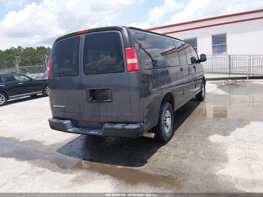 2017 Chevrolet VIN 1GAZGNFG2H1269202 IAAI salvage auction — FRONT & REAR, Sf97 (Georgia), sold $16,200 on 2026-09-09 (photo 4)