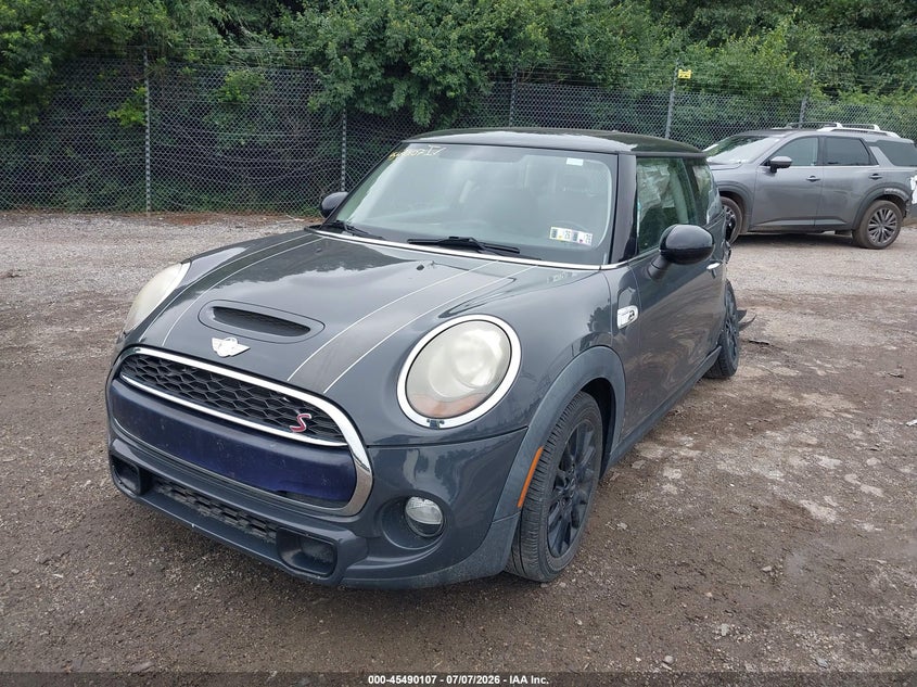 2014 Mini Hard top VIN WMWXM7C5XET987910 IAAI salvage auction — SIDE, Salvage (Pennsylvania), sold $1,375 on 2026-07-17 (photo 2)