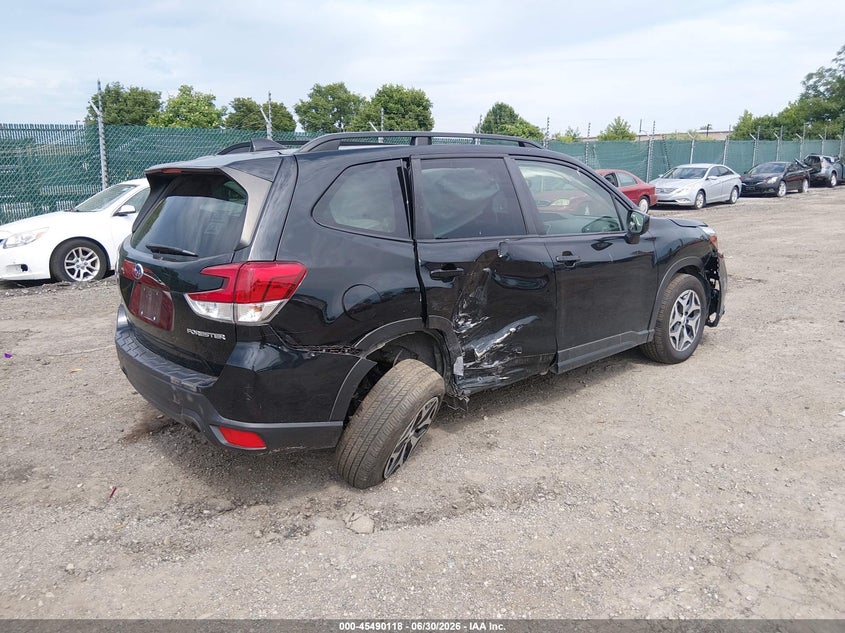2021 Subaru Forester VIN JF2SKAFC1MH484070 IAAI salvage auction — LEFT REAR, Salvage (Pennsylvania), sold $250 on 2026-07-31 (photo 4)