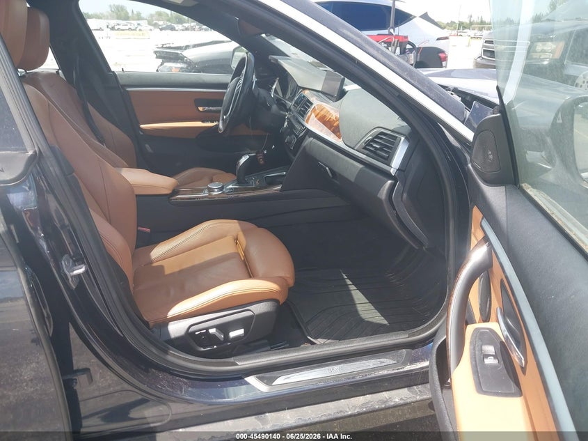 2018 BMW 4er VIN WBA4J3C57JBG95266 IAAI salvage auction — NORMAL WEAR, Clear (Pennsylvania), sold $3,000 on 2026-07-30 (photo 5)