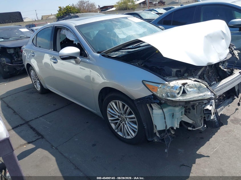 2015 Lexus ES VIN JTHBK1GG4F2195074 IAAI salvage auction — FRONT END, Salvage Title, sold $2,000 on 2026-08-02 (photo 1)