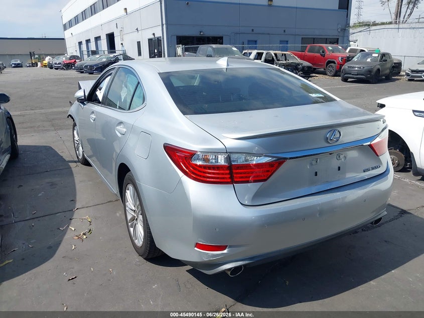 2015 Lexus ES VIN JTHBK1GG4F2195074 IAAI salvage auction — FRONT END, Salvage Title, sold $2,000 on 2026-08-02 (photo 3)