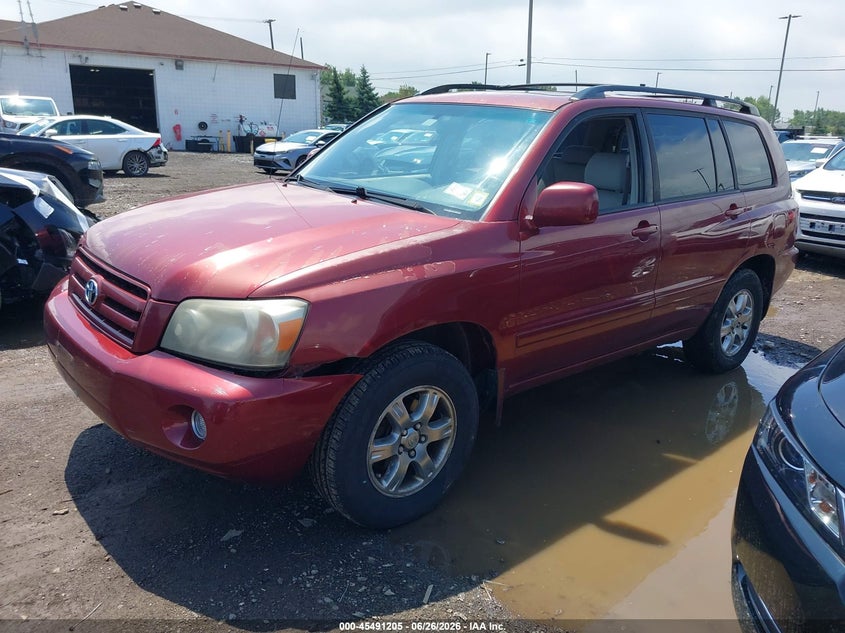 2004 Toyota Highlander VIN JTEEP21A040044389 IAAI salvage auction — NORMAL WEAR, Clear (New York), sold $250 on 2026-07-15 (photo 2)