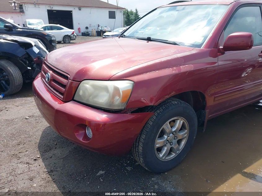 2004 Toyota Highlander VIN JTEEP21A040044389 IAAI salvage auction — NORMAL WEAR, Clear (New York), sold $250 on 2026-07-15 (photo 6)