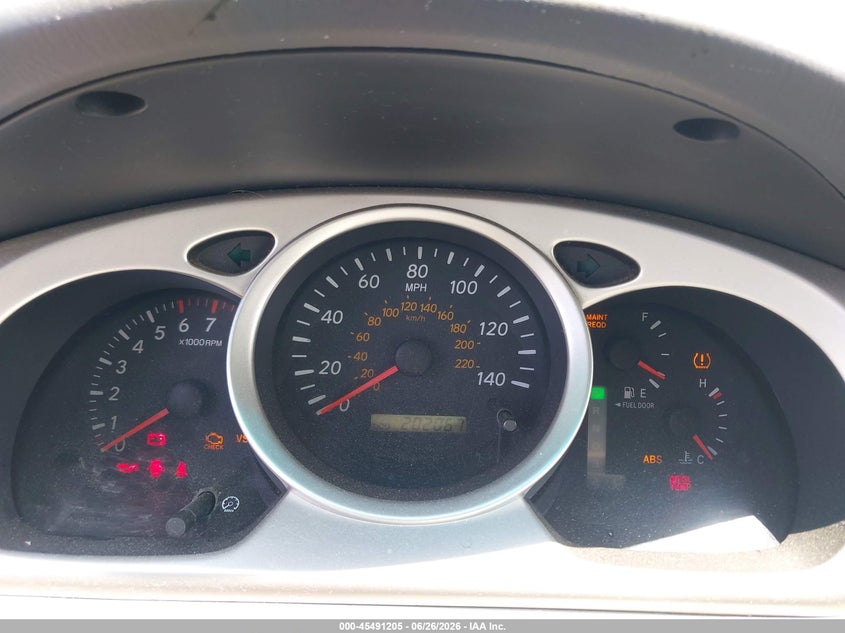 2004 Toyota Highlander VIN JTEEP21A040044389 IAAI salvage auction — NORMAL WEAR, Clear (New York), sold $250 on 2026-07-15 (photo 7)