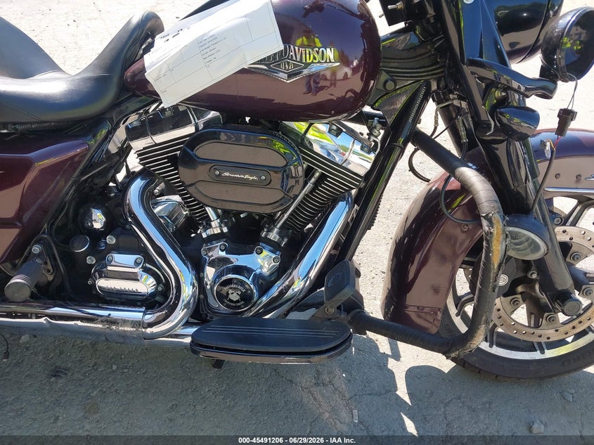 2016 Harley-davidson Road king VIN 1HD1FBM14GB620011 IAAI salvage auction — ALL OVER, Wait Title, sold $1,700 on 2026-10-10 (photo 8)