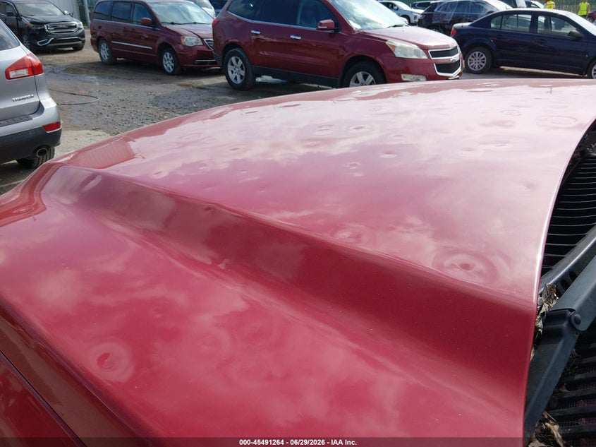 2005 Chevrolet Silverado 2500 VIN 1GCHK23275F897831 IAAI salvage auction — HAIL, Salvage (Kansas), sold $8,100 on 2026-07-23 (photo 6)