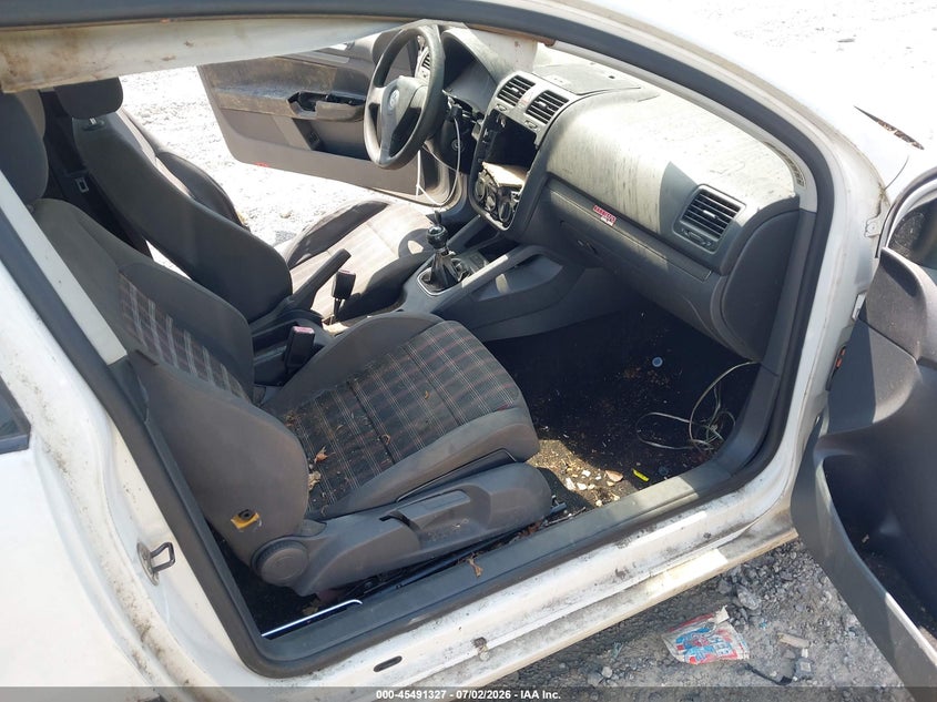 2007 Volkswagen Rabbit VIN WVWAR71K07W091720 IAAI salvage auction — NORMAL WEAR, Repossession Paperwork (Georgia), sold $200 on 2026-07-14 (photo 5)