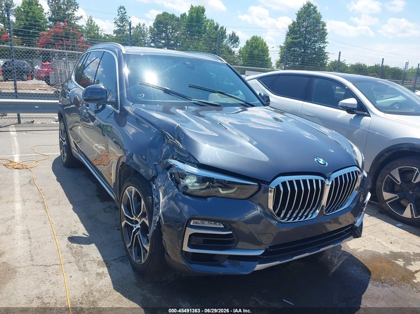 2020 BMW X5 VIN 5UXCR4C00L9D05831 — IAAI salvage auction photo